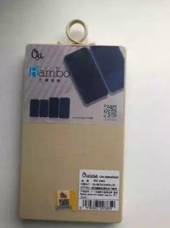 Чехол на iPhone 7