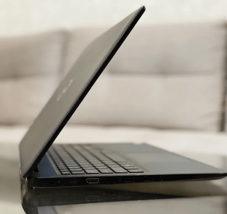 Dell 3500 Full HD i5-8265U3.9 GHz8 ГБSSD 256UHD Graphics 620 3